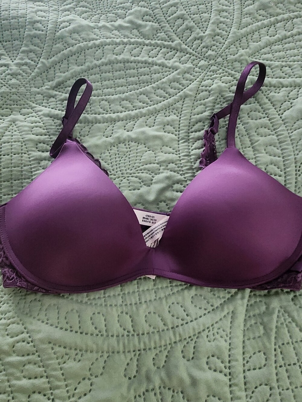 V.S. Sexy Tee Smooth Lacie Wireless Push-Up Bra